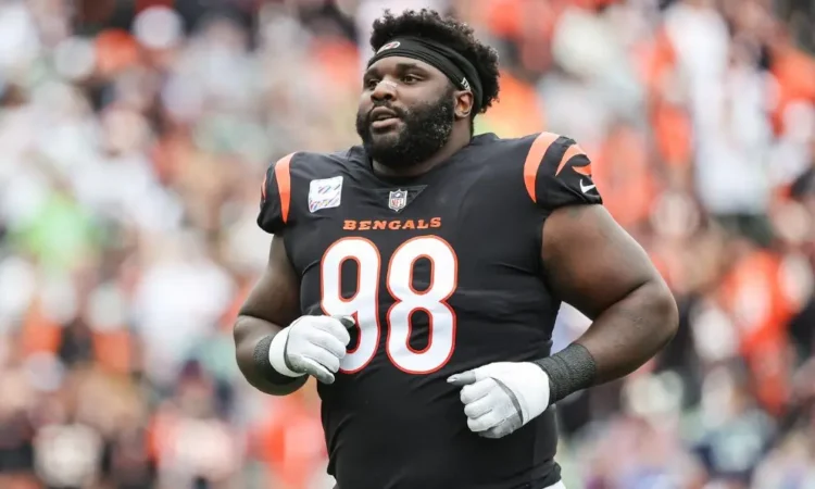 DJ Reader, de Bengals, dejó juego vs Vikings por lesión