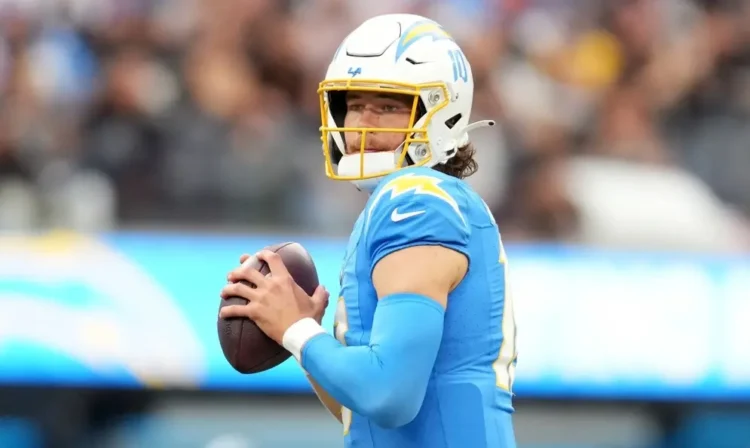 Justin Herbert fuera por cirugía: Pierde resto de la ‘Temporada 2023’