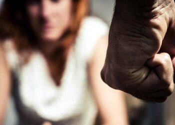 Solo 7 por ciento de mujeres denuncian el maltrato