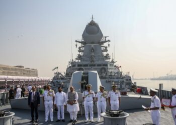 India refuerza su presencia naval en el mar Arábigo ante crecientes amenazas