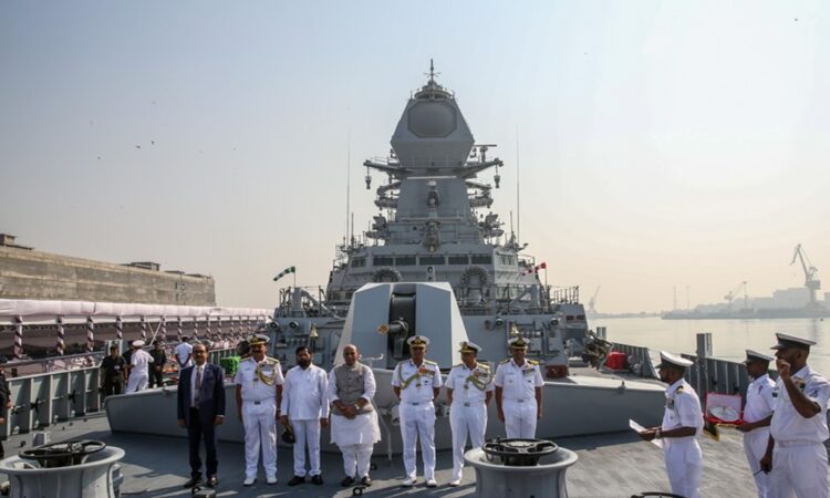 India refuerza su presencia naval en el mar Arábigo ante crecientes amenazas