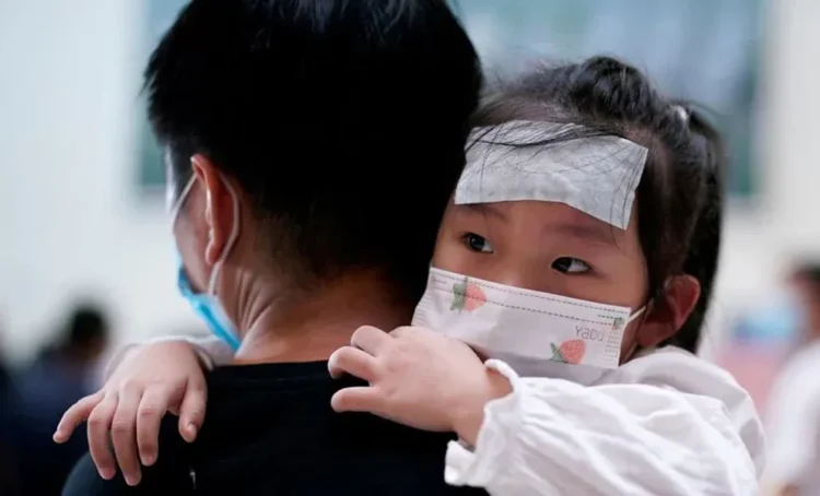 Aumentan reportes de neumonía infantil en EU, Europa y China