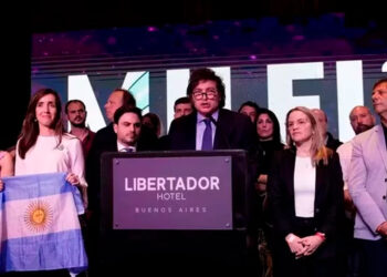 Gabinete de Javier Milei: Nueve ministerios y jefatura de gabinete