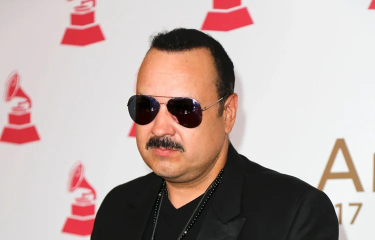 Pepe Aguilar explota de ira contra seguidores en redes sociales