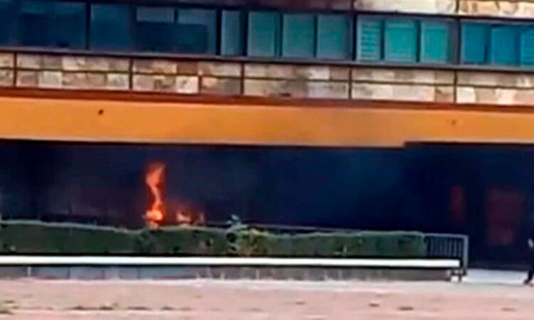 Vandalismo persiste en Rectoría-UNAM: Tercera semana de ataques