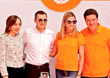 Especialistas afirman que Mariana Rodríguez podría utilizar constancia en lugar de INE regia