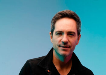 Mauricio Ochmann termina con Paulina Burrola