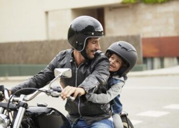 Cascos para motos certificados: lo que debes saber antes de comprar uno