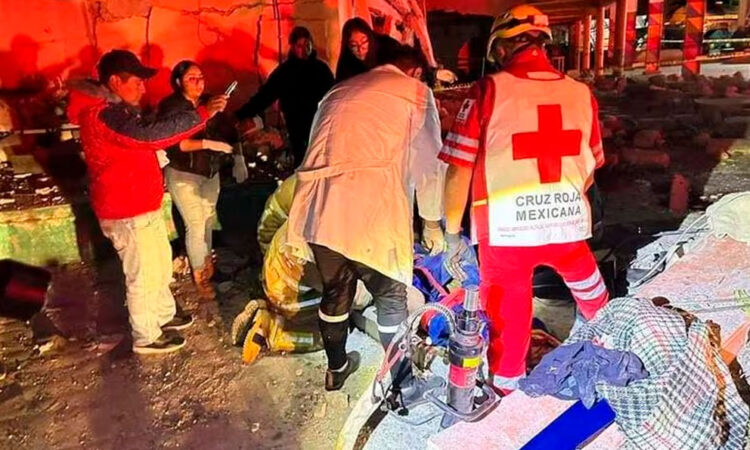 Explosión de pirotecnia en Puebla deja tres muertos y 32 heridos