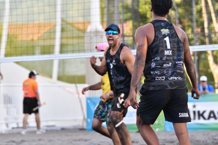 Voleibolistas mexicanos clasifican a semifinales de Tour de Playa NORCECA 2023