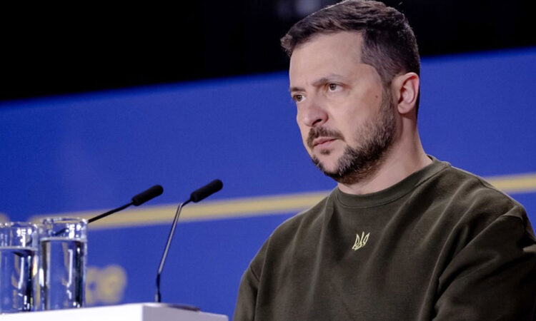 Presidente de Ucrania, Zelenski, realiza visita sorpresa a base de EU en Alemania