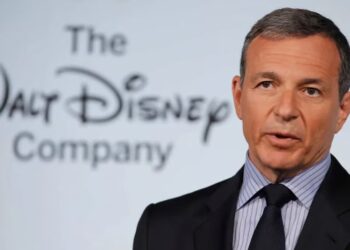 Bob Iger confirmó que dejará su cargo como CEO de Disney en 2026