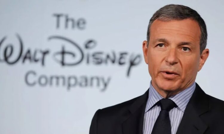 Bob Iger confirmó que dejará su cargo como CEO de Disney en 2026