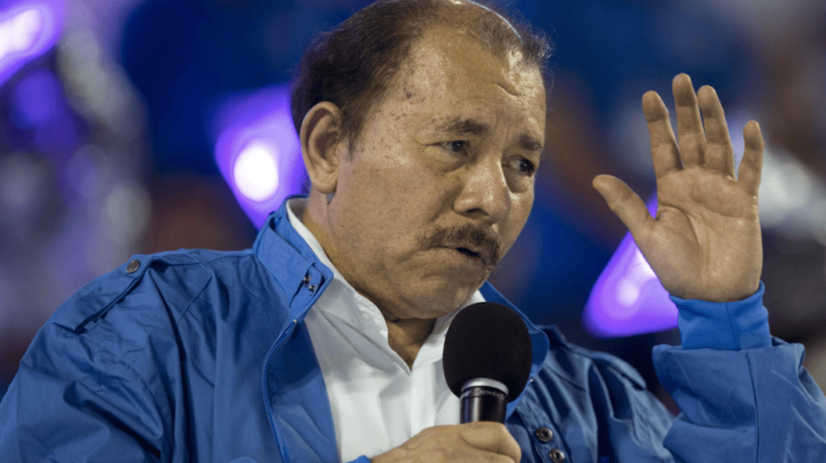Daniel Ortega conmemora aniversario del asalto a residencia que lo liberó de prisión en 1974