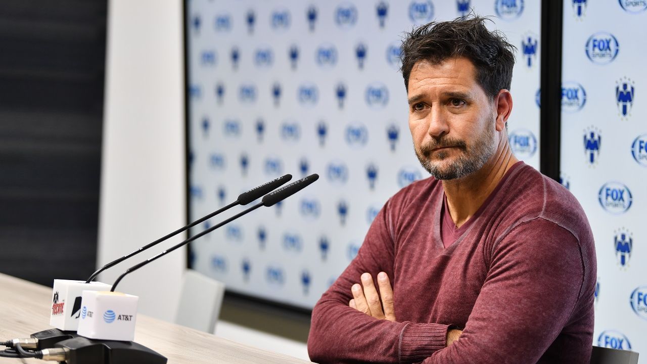 gustavo-lema-pumas-turco-mohamed