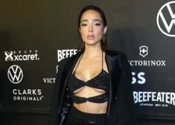 Manelyk González sufre graves secuelas tras tratamiento estético