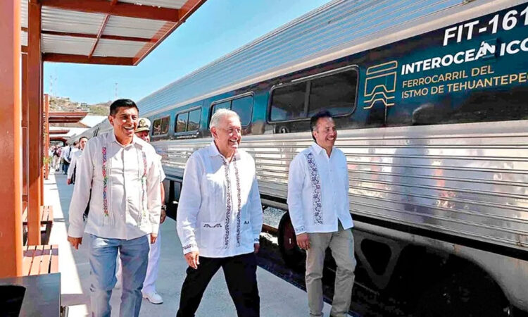Inauguran primera etapa del tren Interoceánico que conecta Pacífico y Golfo de México