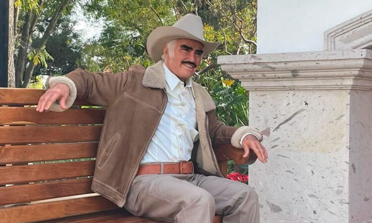 2 Años después, Vicente Fernández permanece presente en un homenaje emotivo
