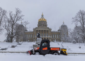 Fuertes nevadas y tornados en EU dejan al menos 5 muertos