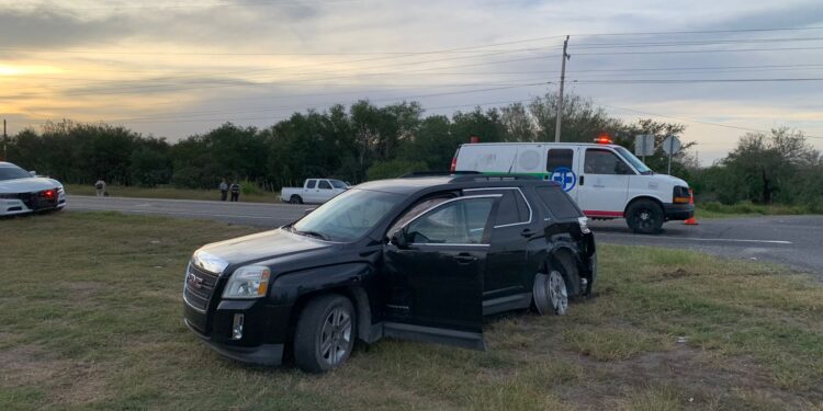 Chocan camionetas en la carretera Victoria-Matamoros, en tramo de Güémez
