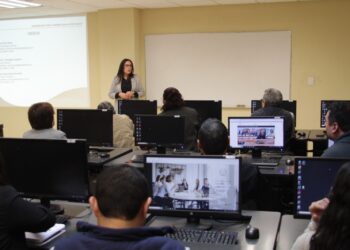 Facilitan la UAT, ITABEC y el ITJUVE a estudiantes el acceso a Becas Futuro Tamaulipas