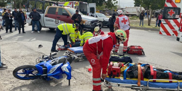 Tres mujeres heridas al impactarse en la moto que tripulaban