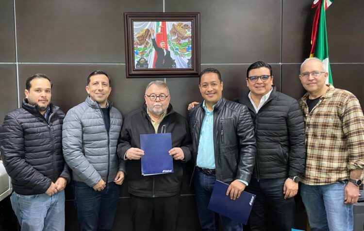 Mejorarán infraestructura de telefonía móvil y servicio en Torre Bicentenario de Victoria