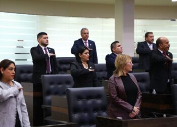 Crean Comisión Especial para celebrar el Bicentenario de la Constitución de 1824