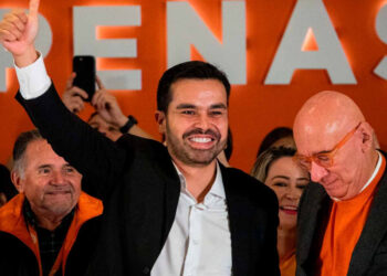 Nombra Movimiento Ciudadano a Álvarez Máynez como su candidato presidencial