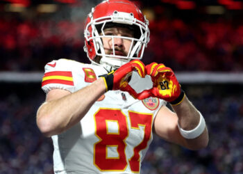 Kansas City califica a sexta Final de Conferencia consecutiva tras vencer a Buffalo