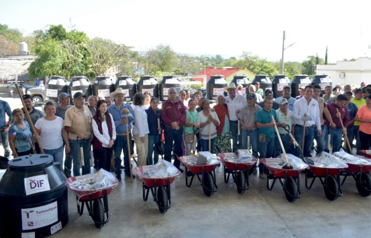 Entrega SADER paquetes de aves de postura y huertos de traspatio en ejidos de Nuevo Morelos