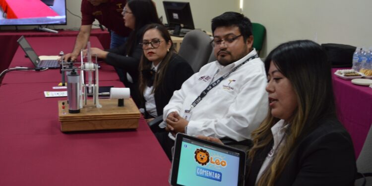 Recibe Museo Móvil del COTACYT prototipos donados por inventores tamaulipecos