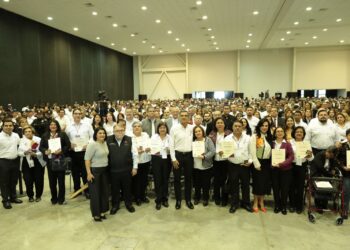 Anuncia Américo Villarreal alza salarial de 20% a burócratas de Tamaulipas