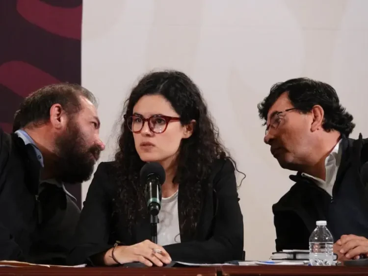 Entregan al INAI el reporte técnico de la filtración de 263 periodistas que cubren ‘La Mañanera’