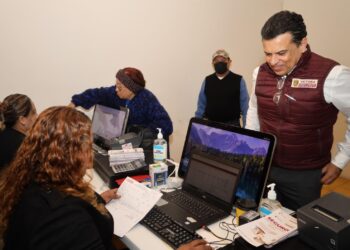 Acude Alcalde de Victoria a pagar el impuesto predial del 2024