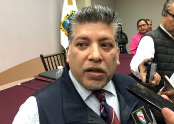 Colocación de hologramas vehiculares con chip permitirán lectura para ubicación