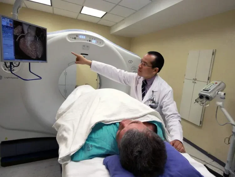 Cada año se deetectan 15 mil nuevos casos de cáncer de colon en México