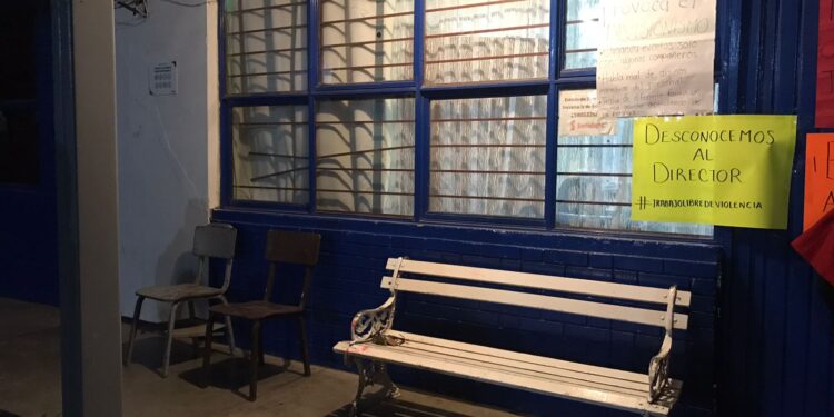 Exigen maestros fin al acoso laboral en escuela