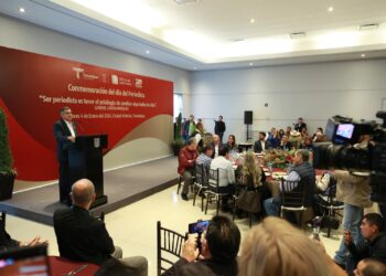 Reconoce Américo Villarreal al periodismo crítico en Tamaulipas; contribuye a un buen gobierno