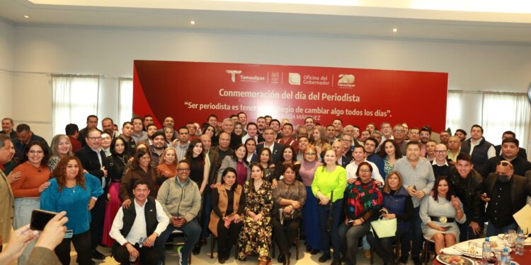 Reconoce Américo Villarreal al periodismo crítico en Tamaulipas; contribuye a un buen gobierno