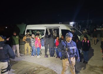 Gobierno y SEDENA rescatan a 61 migrantes extranjeros en Reynosa, Tamaulipas