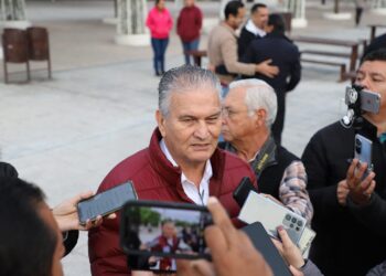  Fuera de peligro cinco alumnas de la Secundaria Seis de Victoria por presunta intoxicación :SST