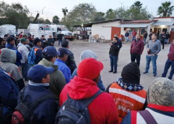 Reconoce Alcalde labor de trabajadores de limpieza en cambio de imagen a Victoria.