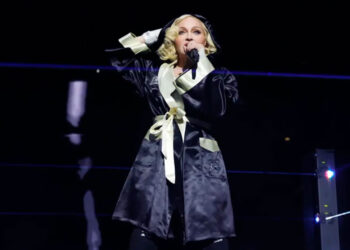Fans demandan a Madonna por retraso en concierto en Nueva York