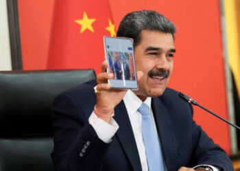 Venezuela amenaza con suspender vuelos de repatriación ante nuevas sanciones de EE.UU.