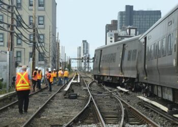 Choque de trenes en Nueva York deja 8 personas heridas