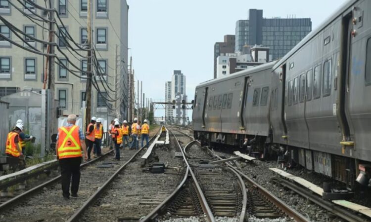 Choque de trenes en Nueva York deja 8 personas heridas