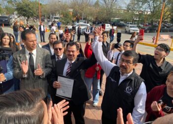 Postula Facultad de Derecho Victoria a Dámaso Anaya como candidato a Rector de la UAT