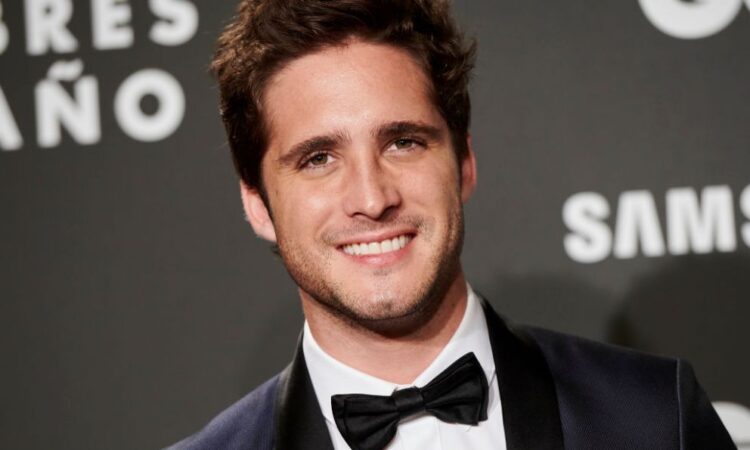 Diego Boneta responde a las críticas por interpretar a Fidel Castro