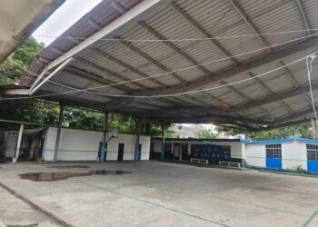 Colapsa techumbre en escuela de Ciudad Madero